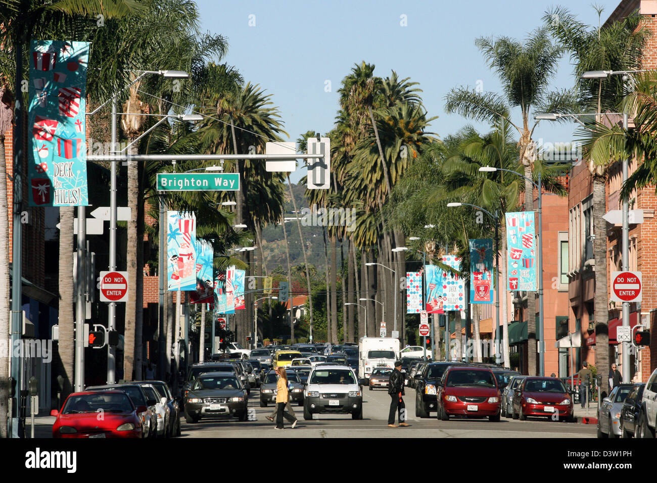 The picture shows  a street in Beverly Hills, the luxury quarter of Los Angeles in the state of California, USA, 28 November 2006. Photo: Uli Deck Stock Photo