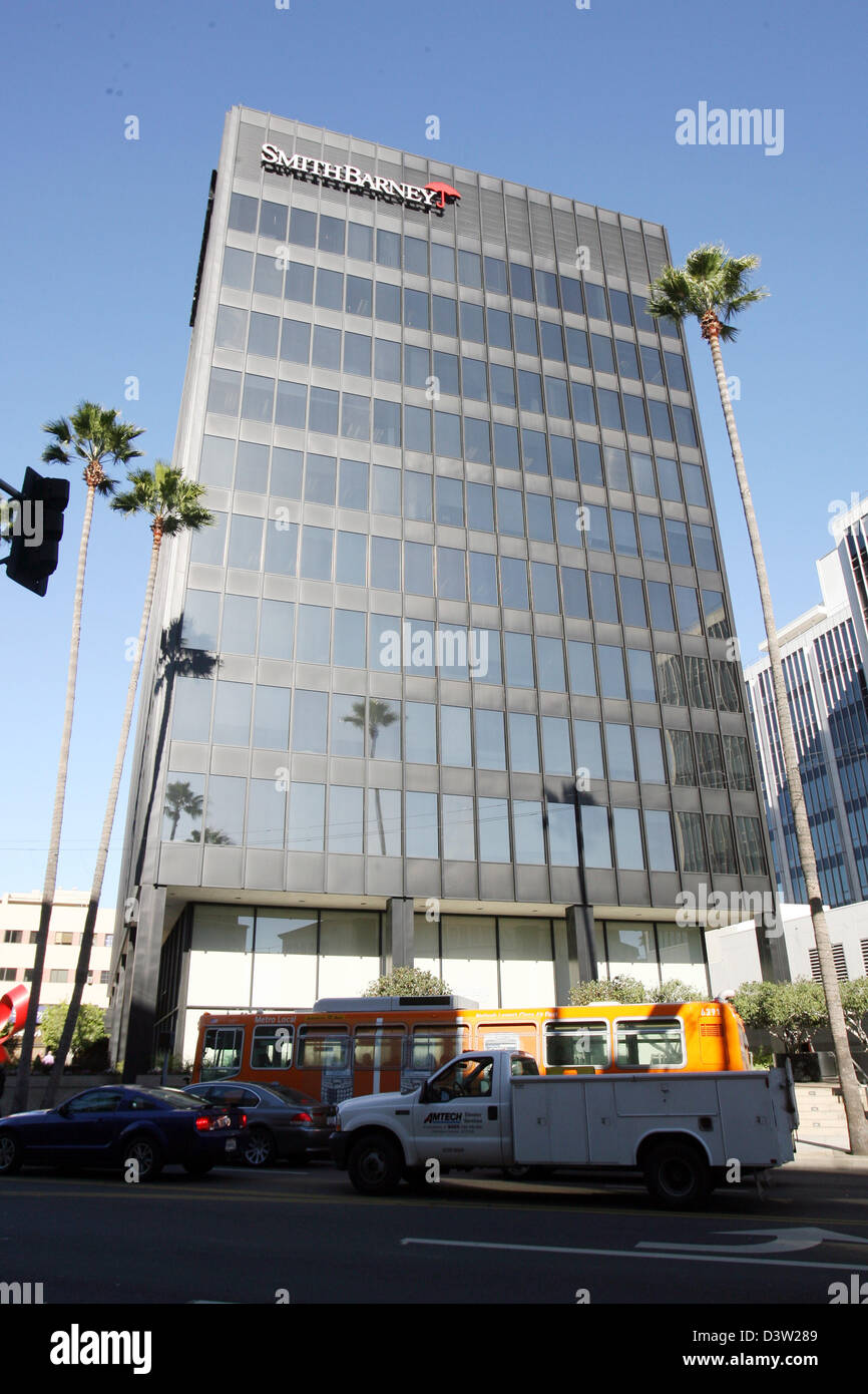 The picture shows the building of the investment bank 'Smith Barney' of