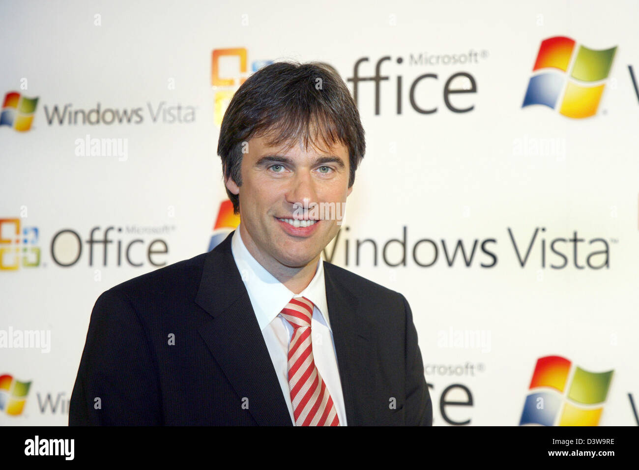 Microsoft Germany general manager Achim Berg pictured at the launch of Microsoft Windows Vista in Munich, Germany, Monday, 29 January 2007. The operating system is on sale in 70 countries. Photo: Ursula Dueren Stock Photo