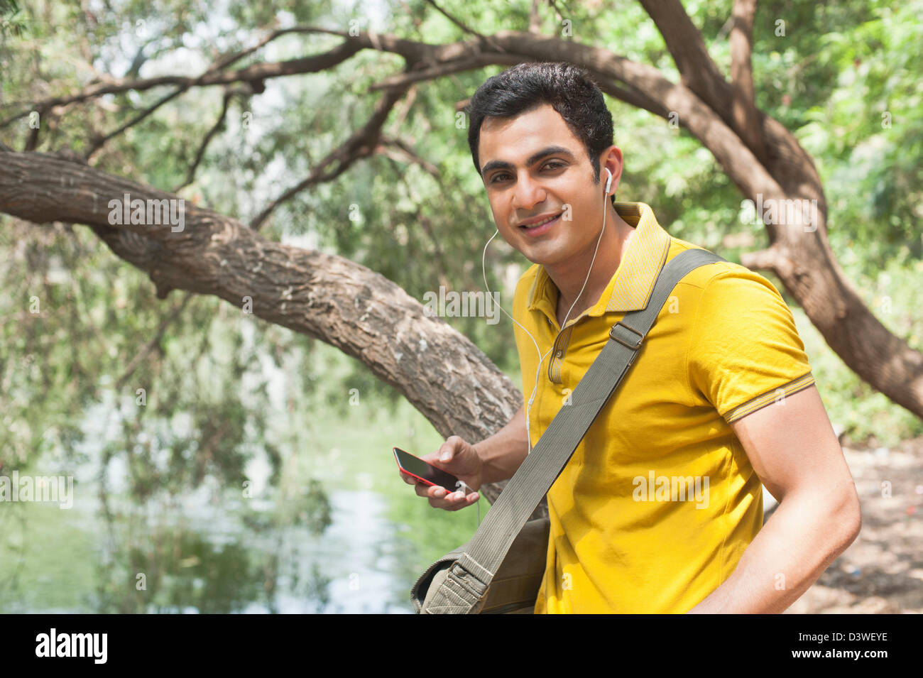 India delhi young indian man hi-res stock photography and images - Page 10  - Alamy