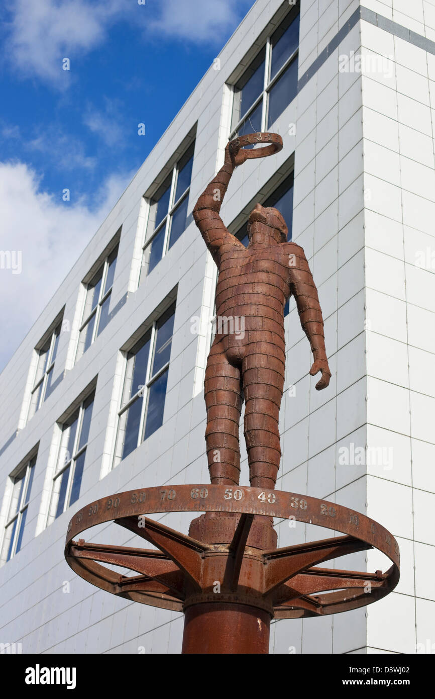 'The Astronomer' sculpture by Tim Wetherell at Questacon. Canberra, Australian Capital Territory (ACT), Australia Stock Photo