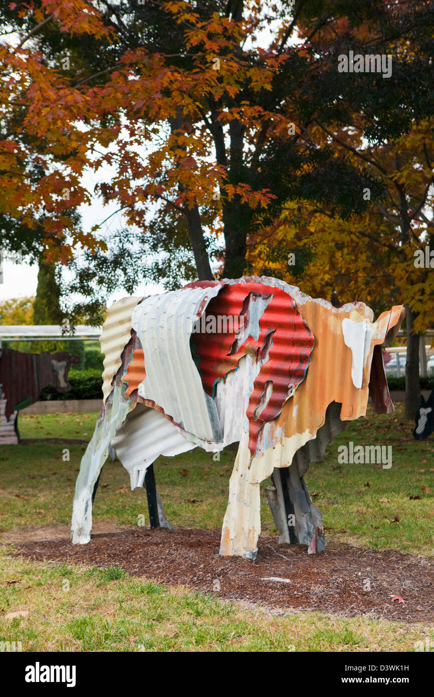'Cows' sculpture by Jeff Thomson.  Canberra, Australian Capital Territory (ACT), Australia Stock Photo