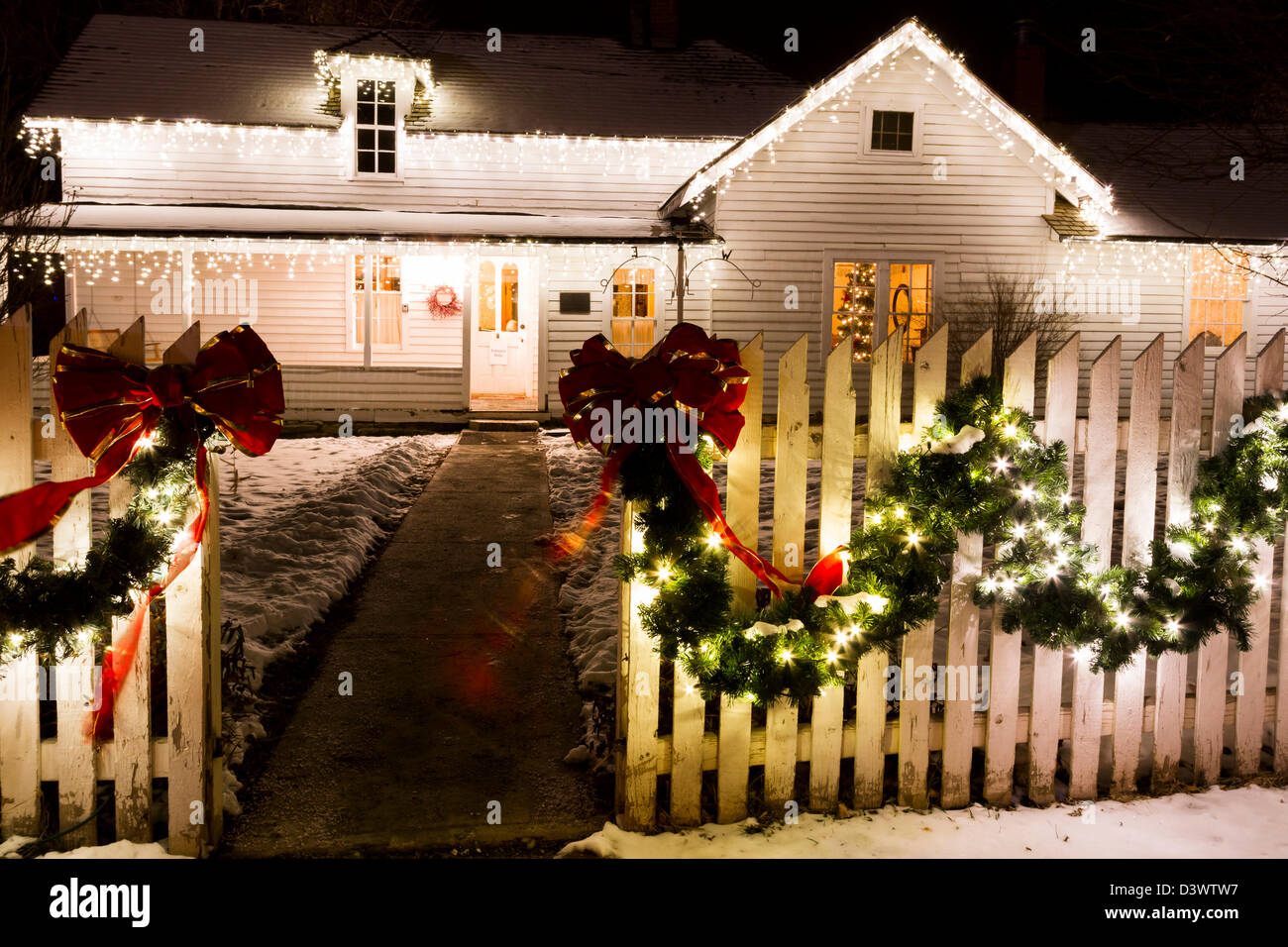 Historic farm decorated with Christmas lights Stock Photo Alamy