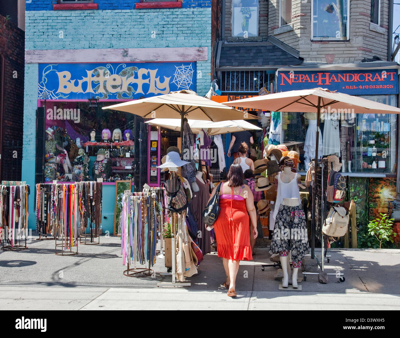 Canada;Ontario;Toronto;Kensington Market;Outdoor market Multicultural