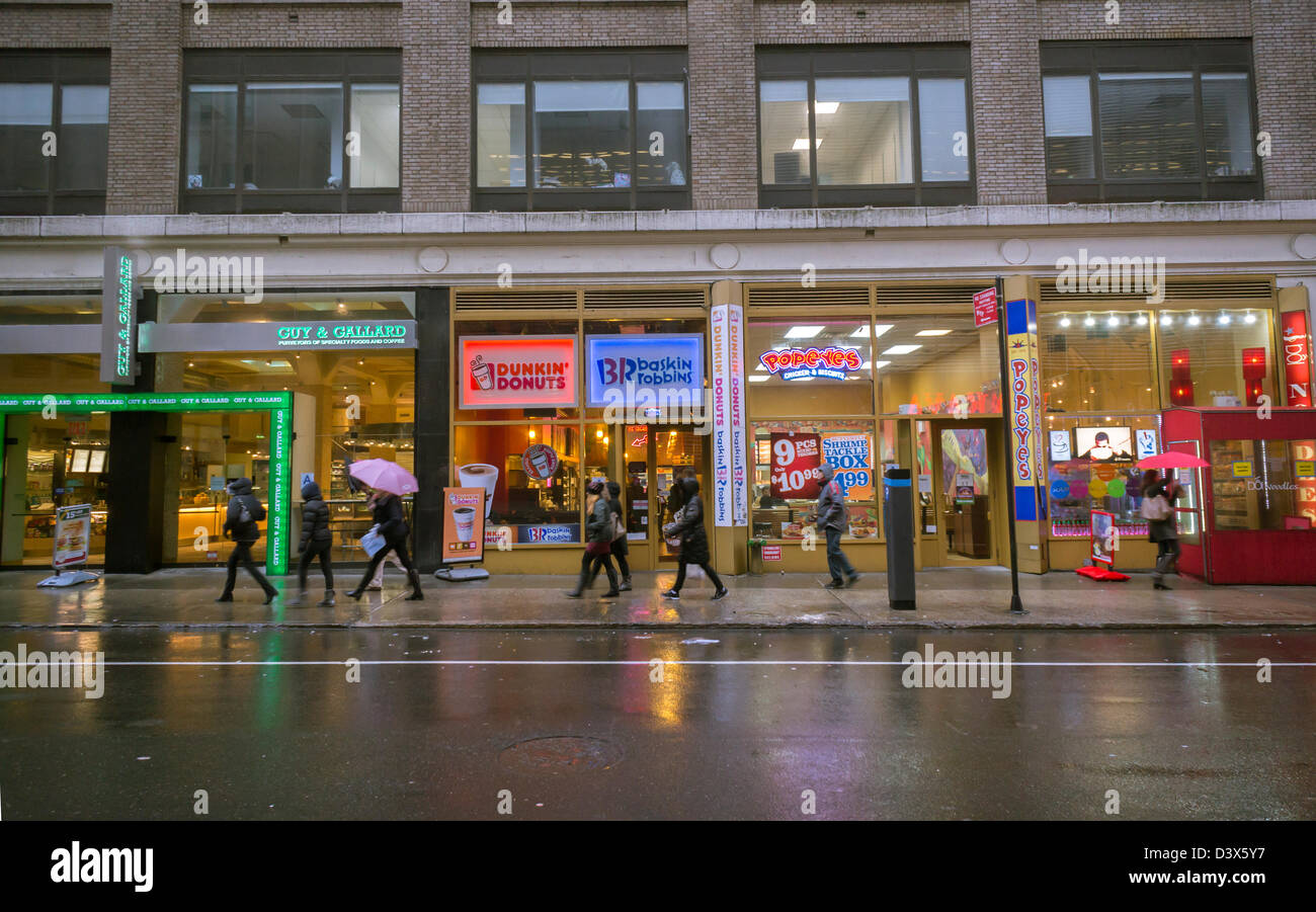 Fast food and other lunch establishments in Midtown Manhattan in New York on Saturday, February 23, 2013. (© Richard B. Levine) Stock Photo