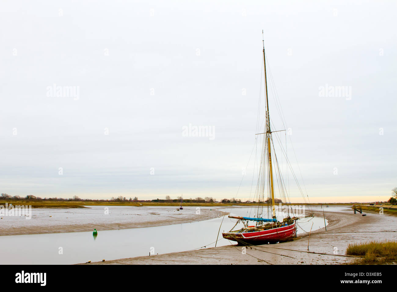 Abandoned pirate ship at sea hi-res stock photography and images - Alamy