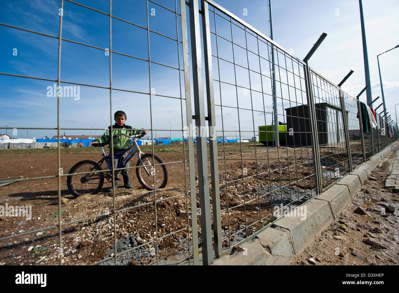 Kilis, Turkey. 25th February 2013. : Kilis Syrian refugee camp. Credit:  Steve Keall / Alamy Live News Stock Photo