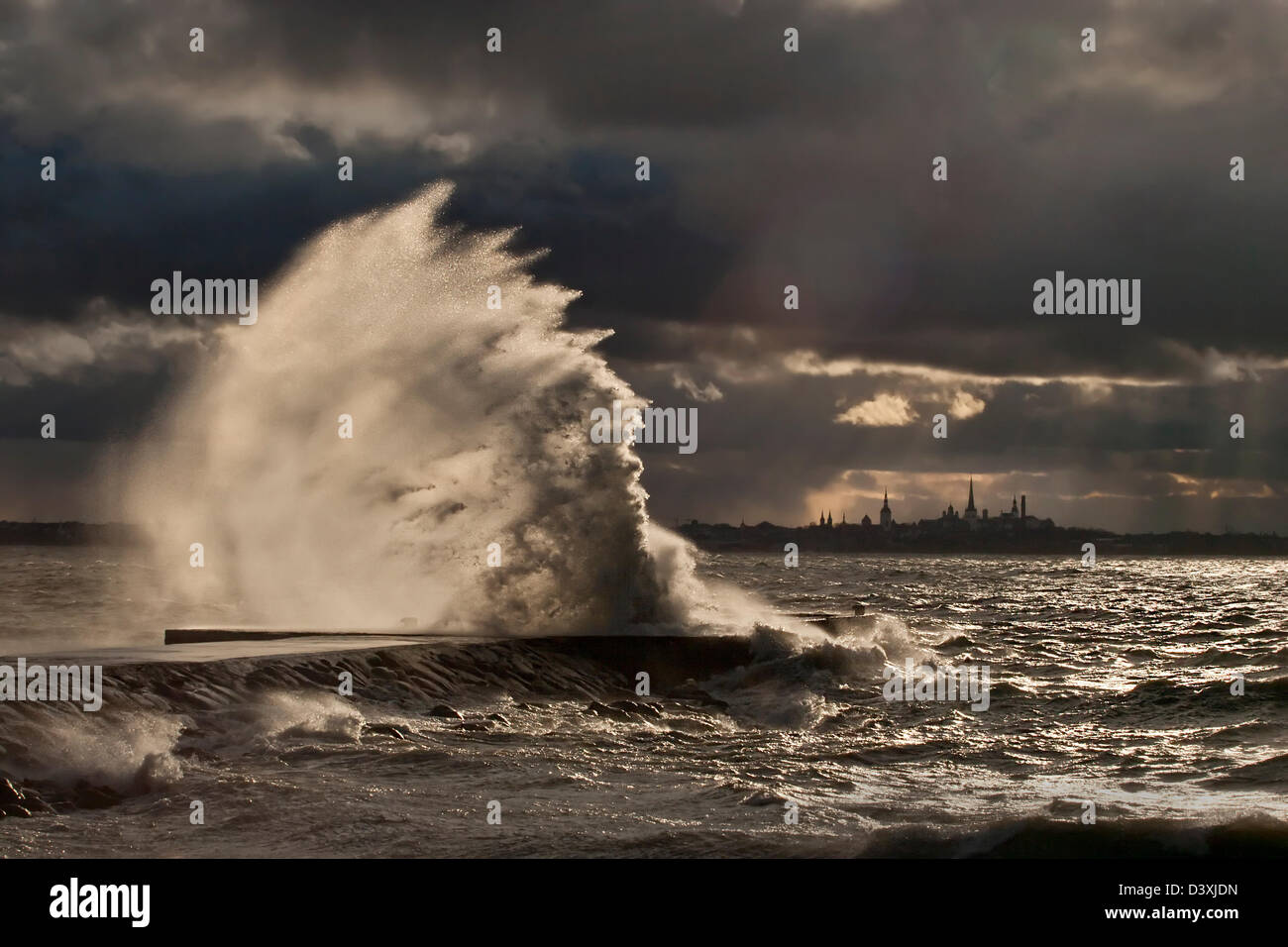 Stormy weather at sea hi-res stock photography and images - Alamy