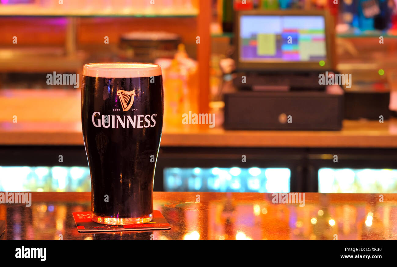 Guinness tap Stock Photo Alamy