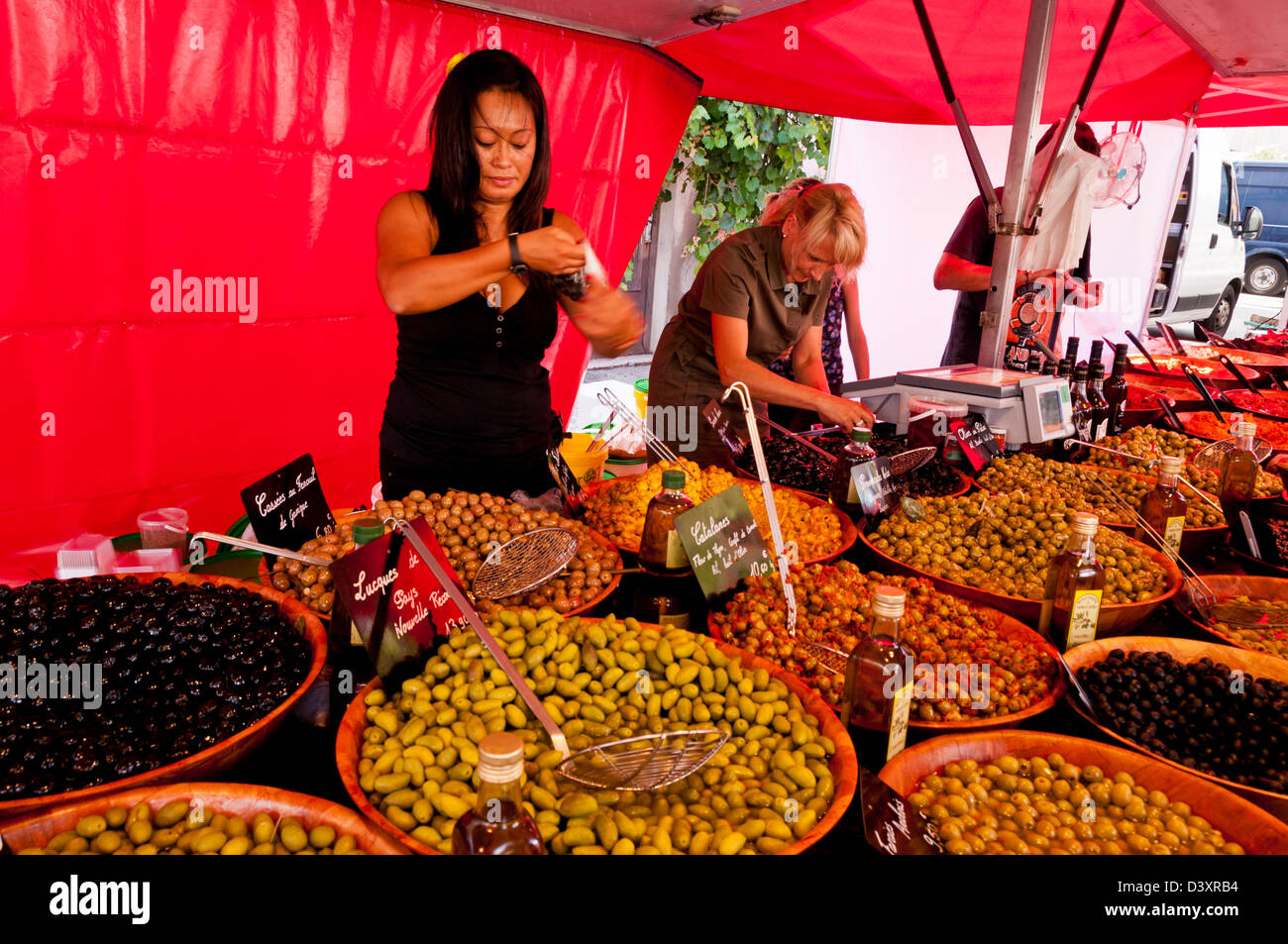 Saturday Market in Gignac, Hérault, Languedoc Roussillon, France Stock Photo