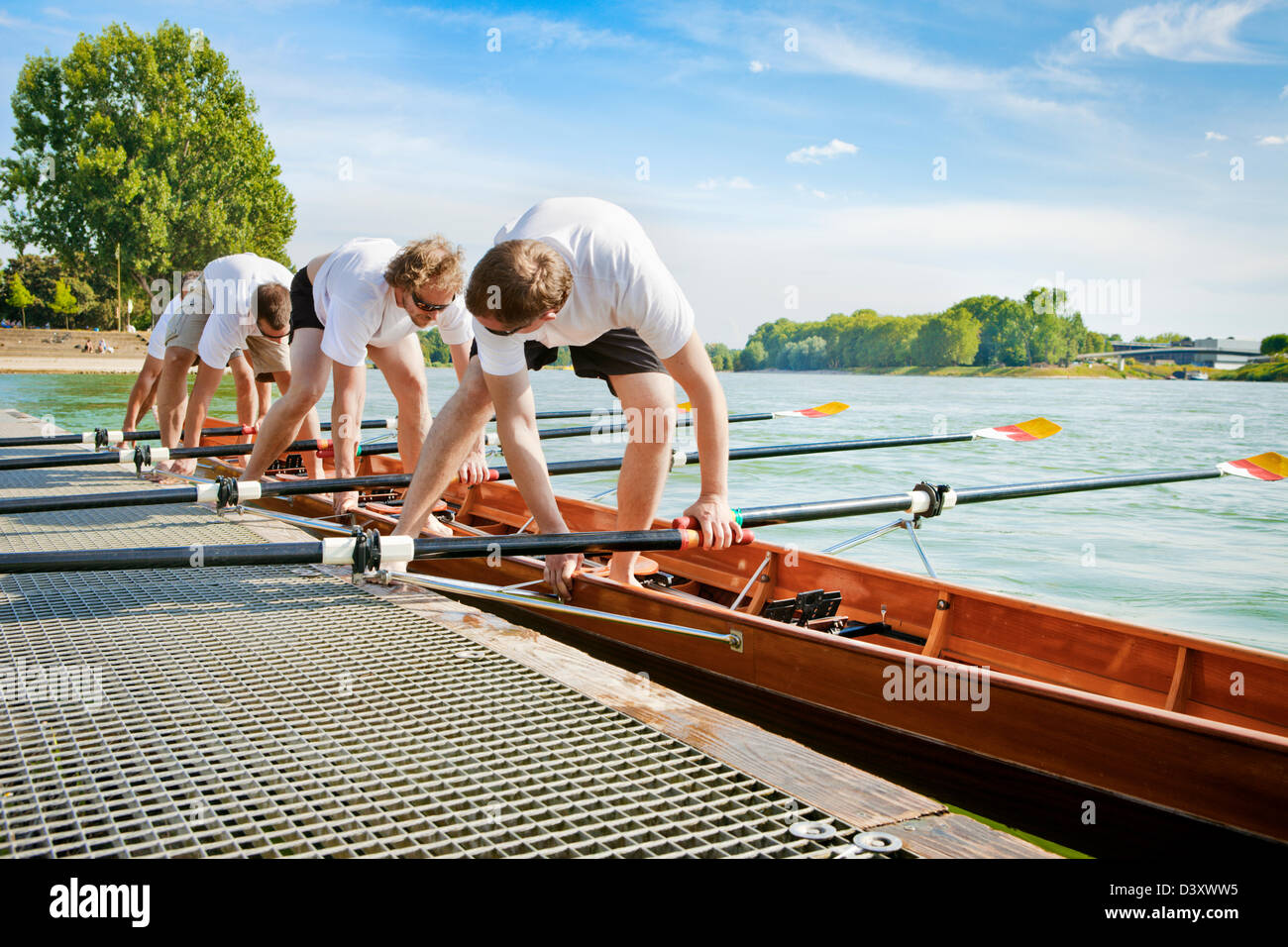 Rowing Team Coordination: Tips for Peak Performance