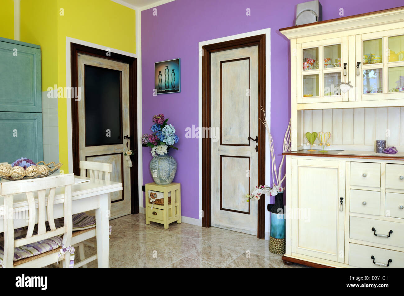 Vintage dining room Stock Photo Alamy