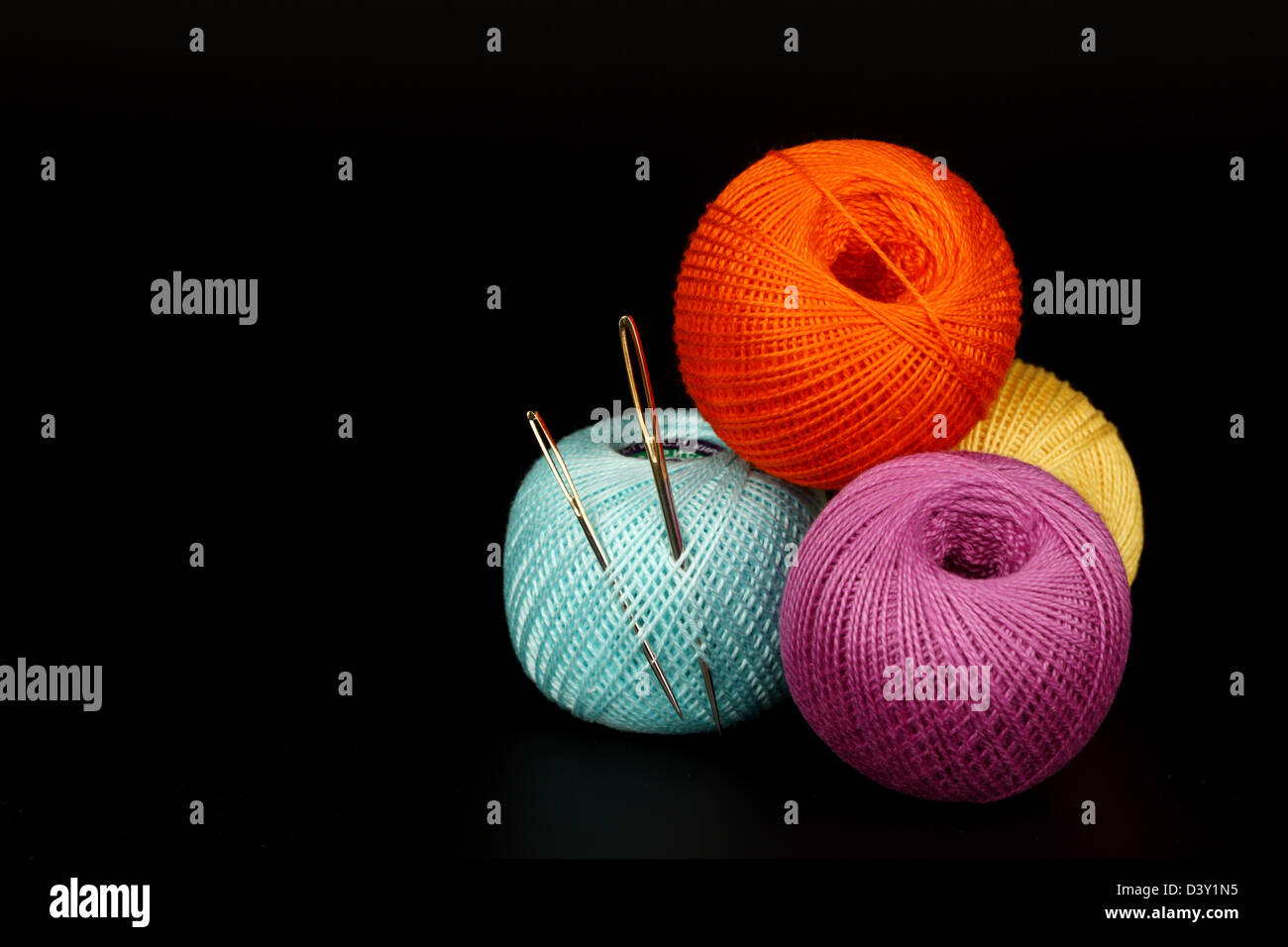 Loose thread pattern hi-res stock photography and images - Alamy