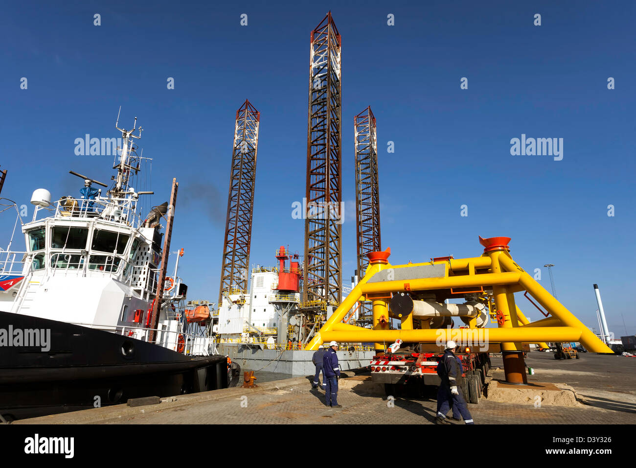 Offshore drilling rig in Esbjerg harbor, Denmark Stock Photo - Alamy