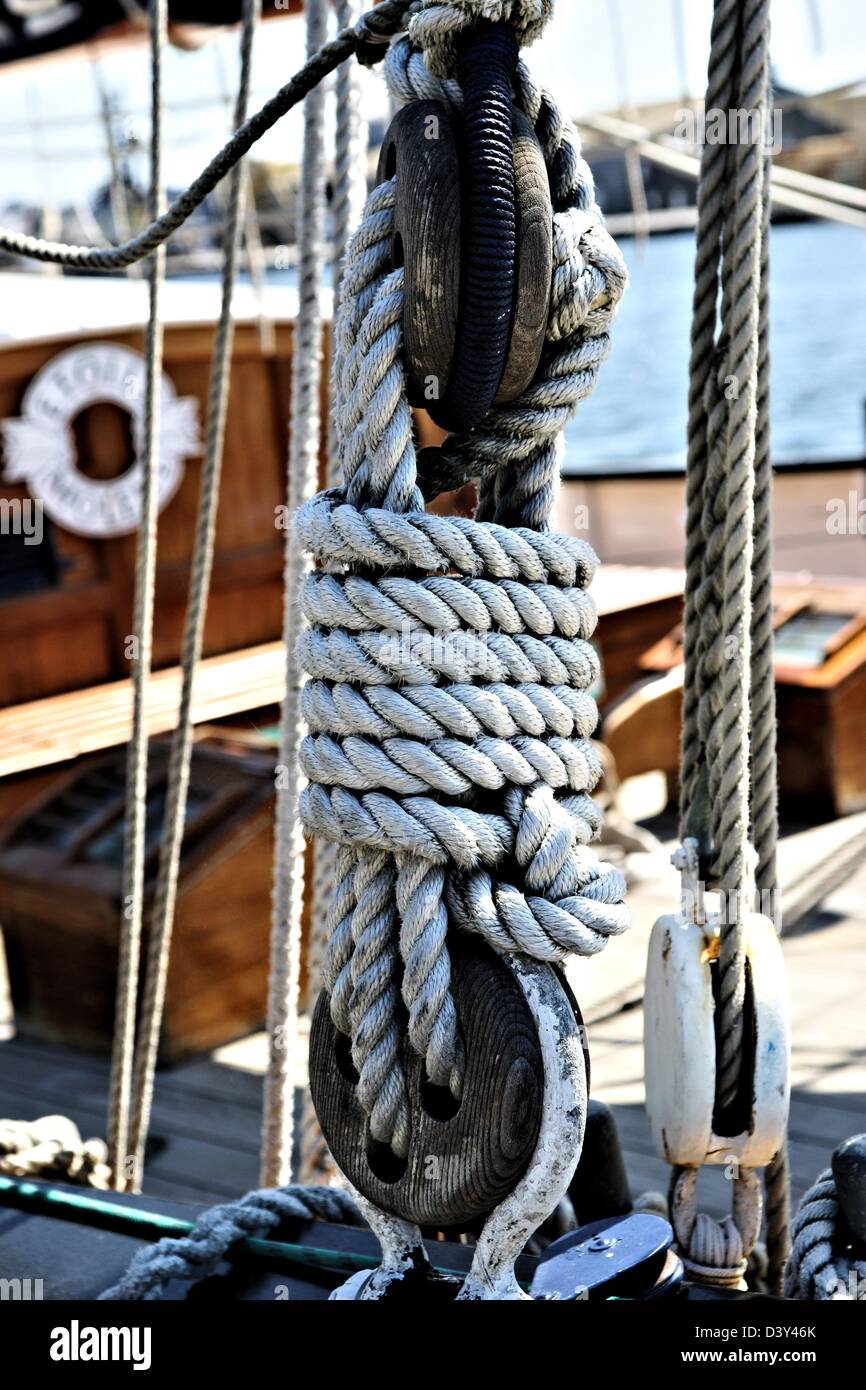 Ship rigging hires stock photography and images Alamy