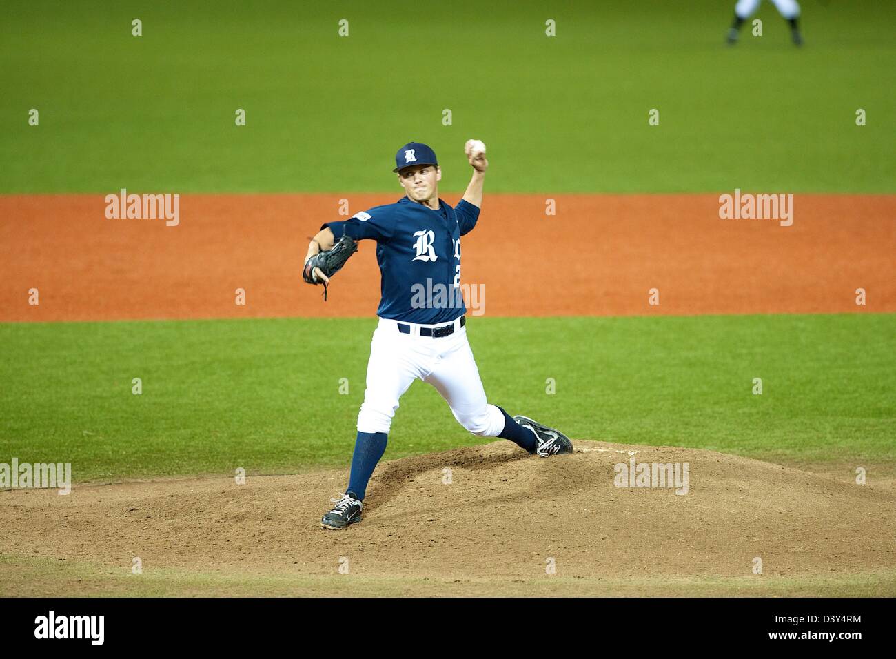 Blake fox hi-res stock photography and images - Alamy