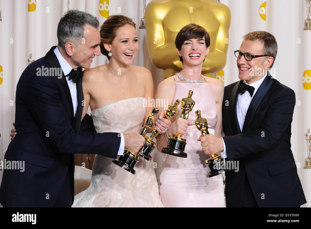 Los Angeles, USA. 24th February 2013. Daniel Day-Lewis, Jennifer Lawrence, Anne Hathaway and Christoph Waltz  in the winners press room at the 85th Annual Academy Awards Oscars, Los Angeles, America - 24 Feb 2013.  Credit:  Sydney Alford / Alamy Live News Stock Photo