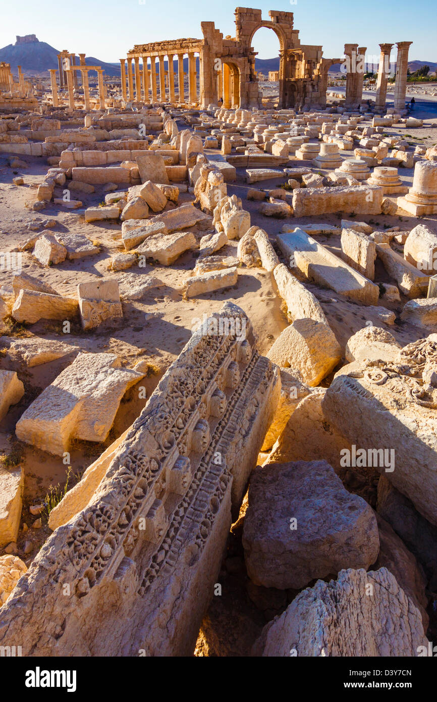 Monumental Arch of Palmyra ruins. Palmyra, Syria Stock Photo - Alamy