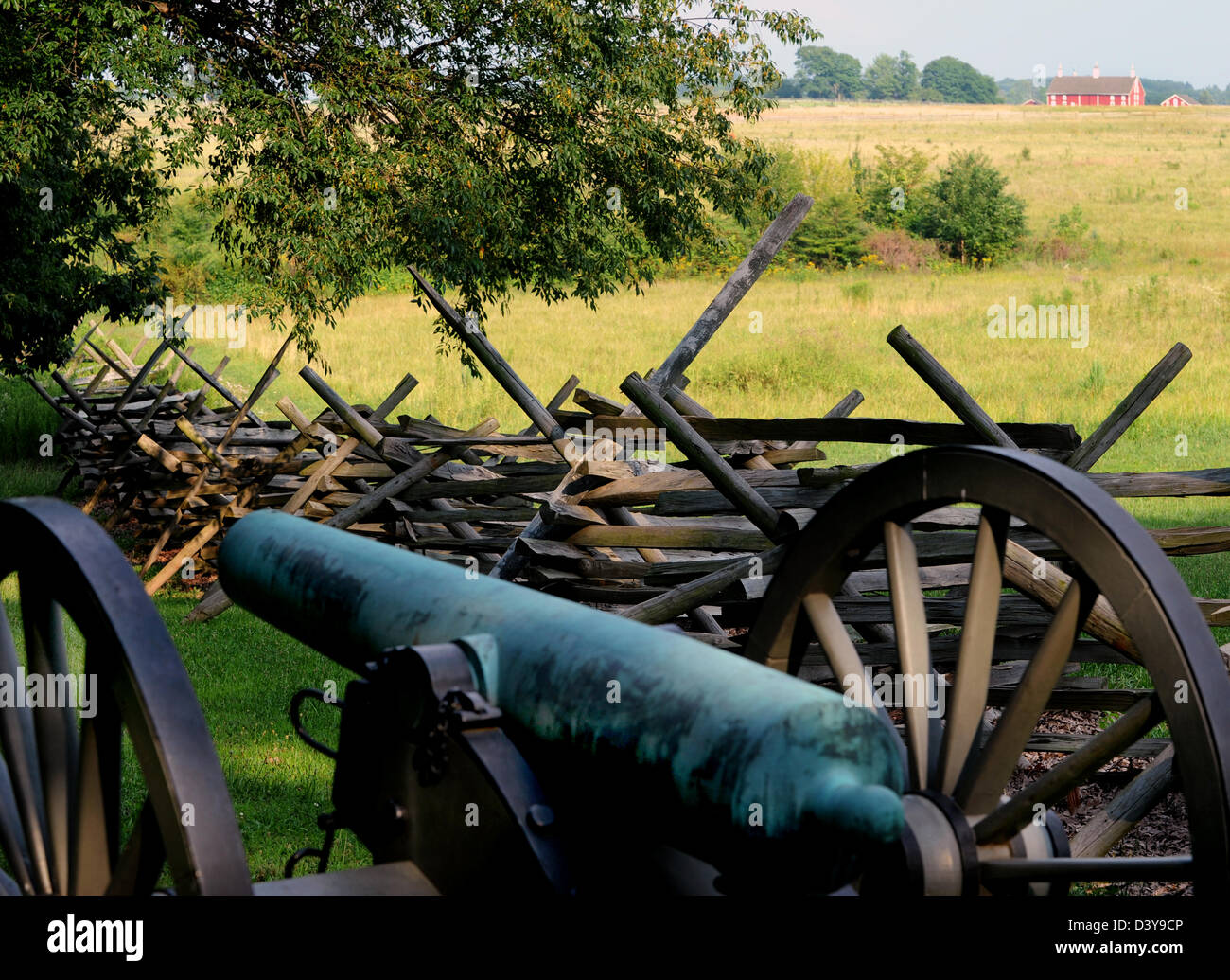 Cannon, split rail fence at Battle of Gettysburg Pennsylvania Stock Photo