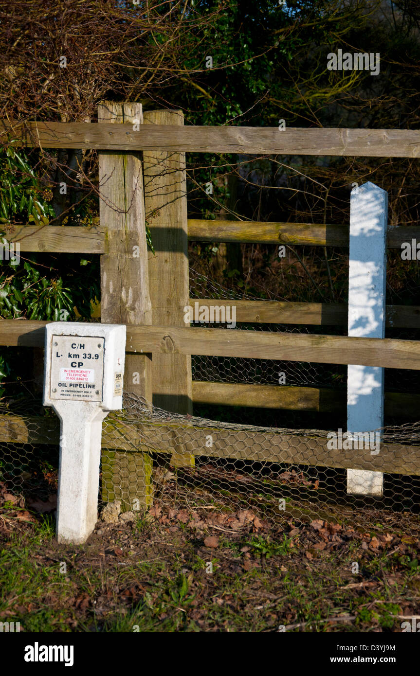Pipeline Marker High Resolution Stock Photography and Images Alamy