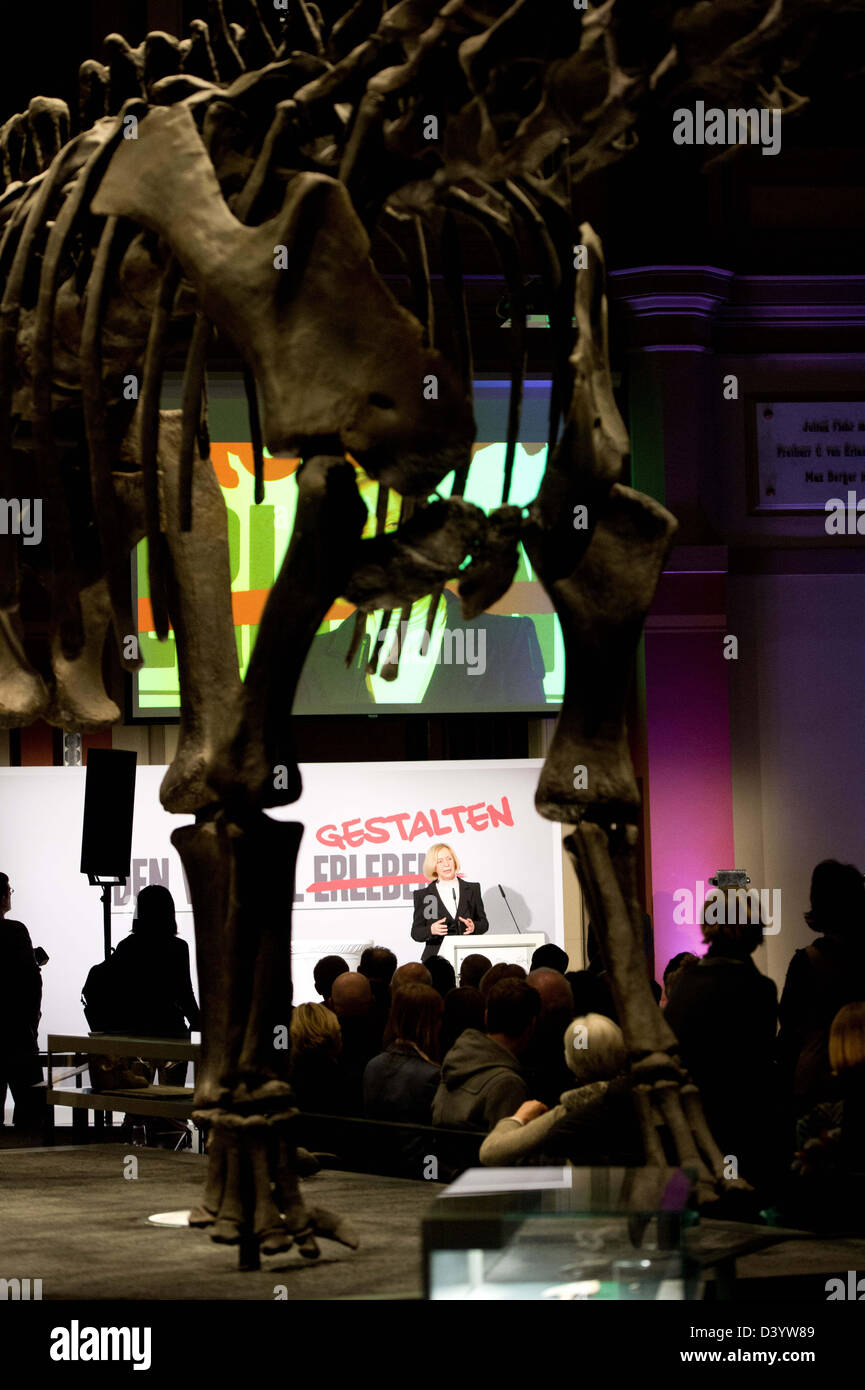 in Berlin, Germany. 26th February 2013. German Minister of Education Johanna Wanka (CDU, back) opens the Science Year 2013 alongside with an exhibition 'Zukunft leben: Die demografische Chance' (lit. to live in future: demographic chances) . Photo: Maurizio Gambarini/dpa/Alamy Live News Stock Photo
