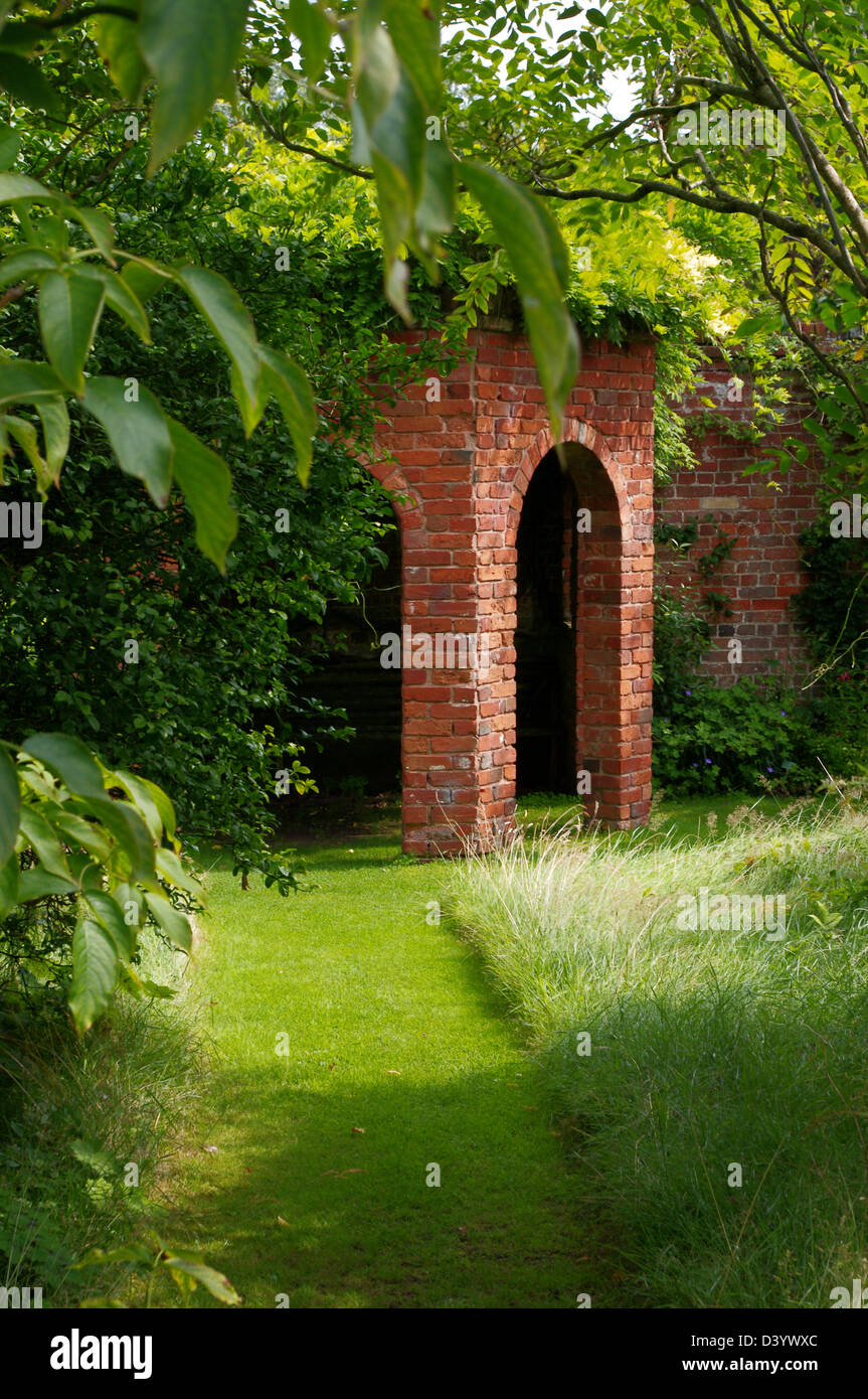 Garden Red Brick Path High Resolution Stock Photography and Images - Alamy