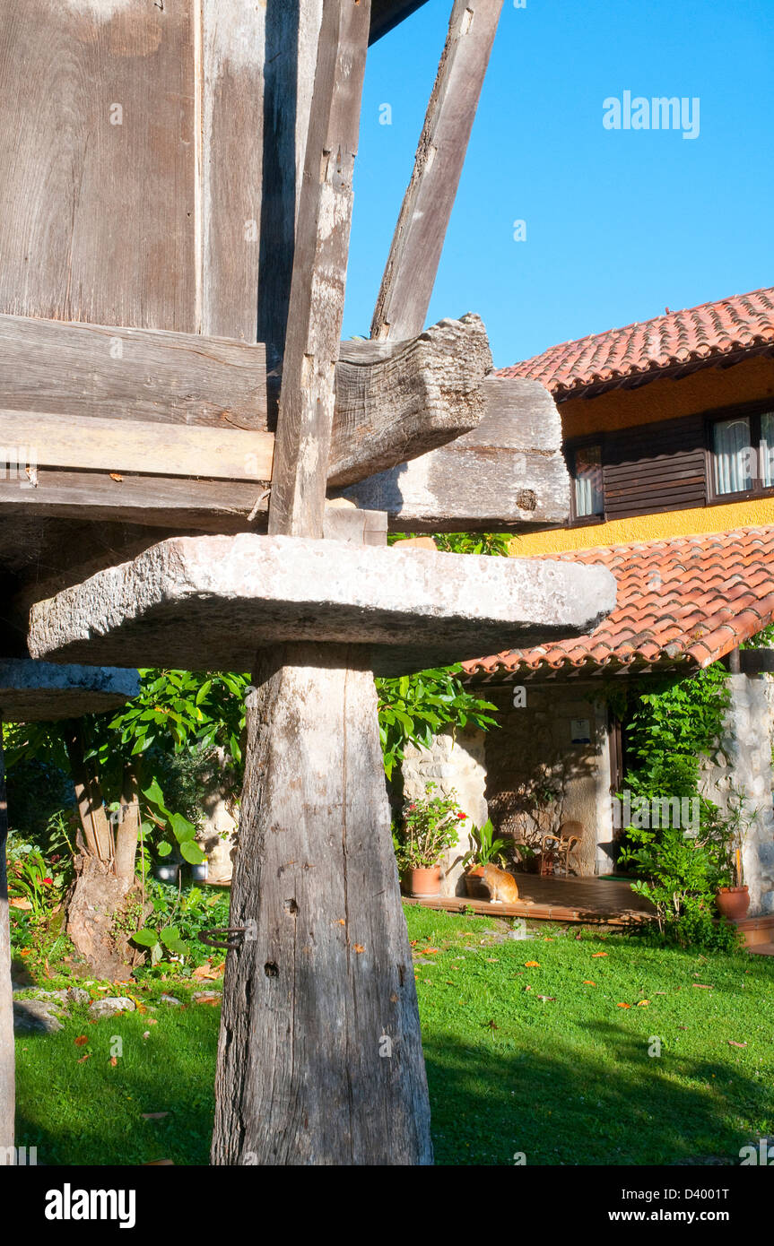 Arquitectura tipica asturiana hi-res stock photography and images - Alamy