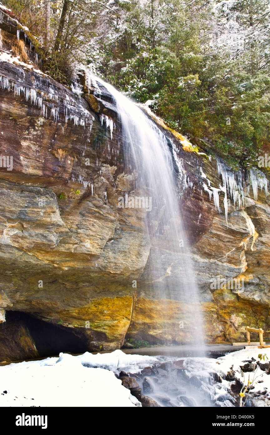 Serene Scene Ice Waterfall High Resolution Stock Photography And Images Alamy Serene Scene Ice Waterfall High Resolution Stock Photography And Images Alamy