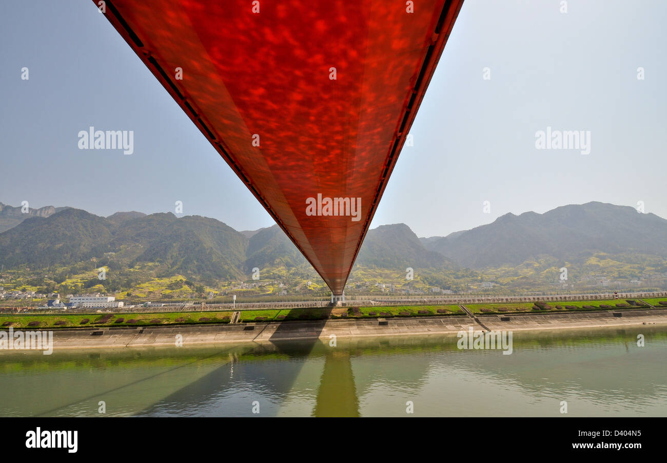 Bridge Over Yangtze River Downstream From Three Gorges Dam - Sandouping, Yichang, China Stock Photo