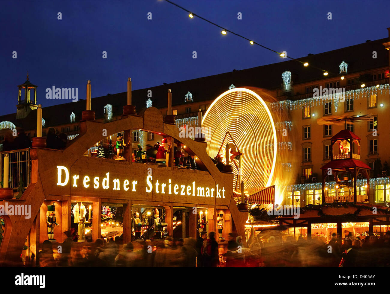 Dresden Weihnachtsmarkt Dresden christmas market 18 Stock Photo Alamy