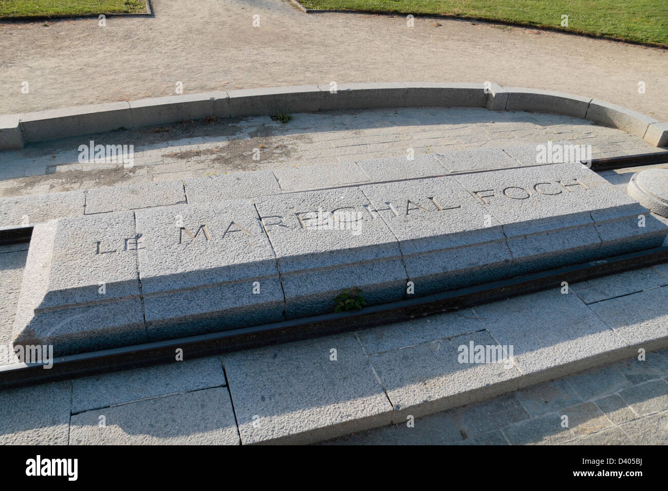 Memorial in the Compiègne clearing marking the spot where the Armistice ...