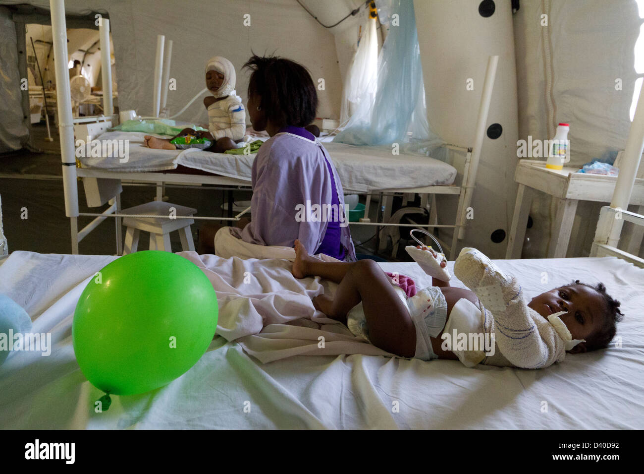 children playing with balloon in the burn unit in Drouillard Hospital