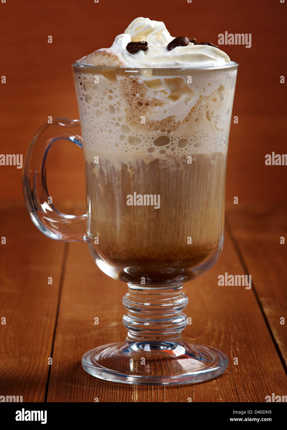 Irish Coffee with coffee beans, whiskey and cream Stock Photo Alamy