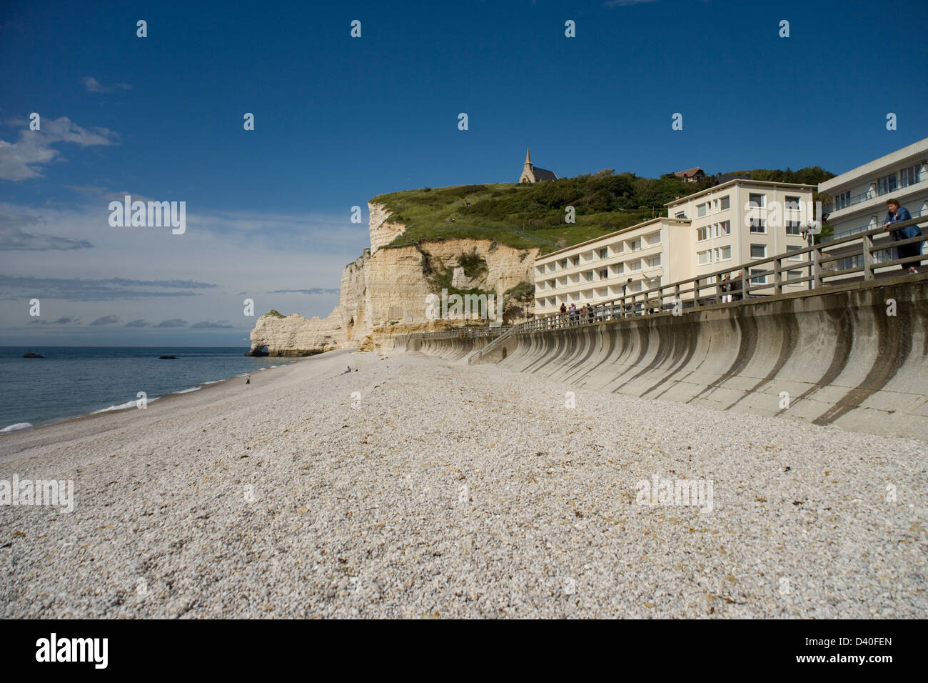 The beach and sea cliffs at Etretat in Normandy France Stock Photo - Alamy