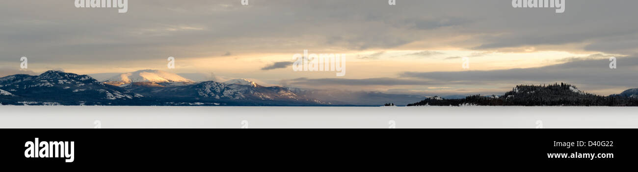 Around hi res hi-res stock photography and images - Alamy