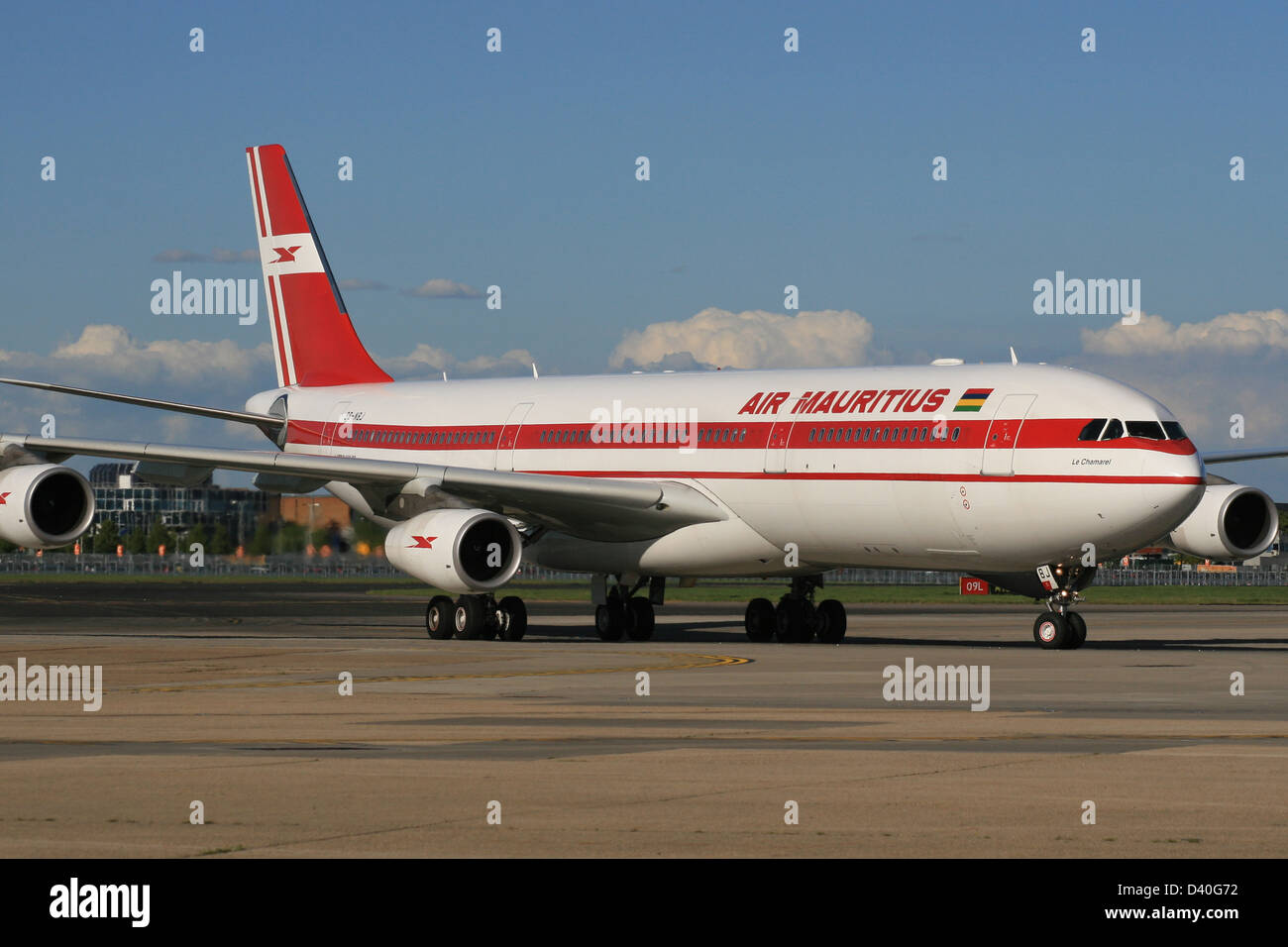 AIR MAURITIUS AIRBUS A340 Stock Photo - Alamy
