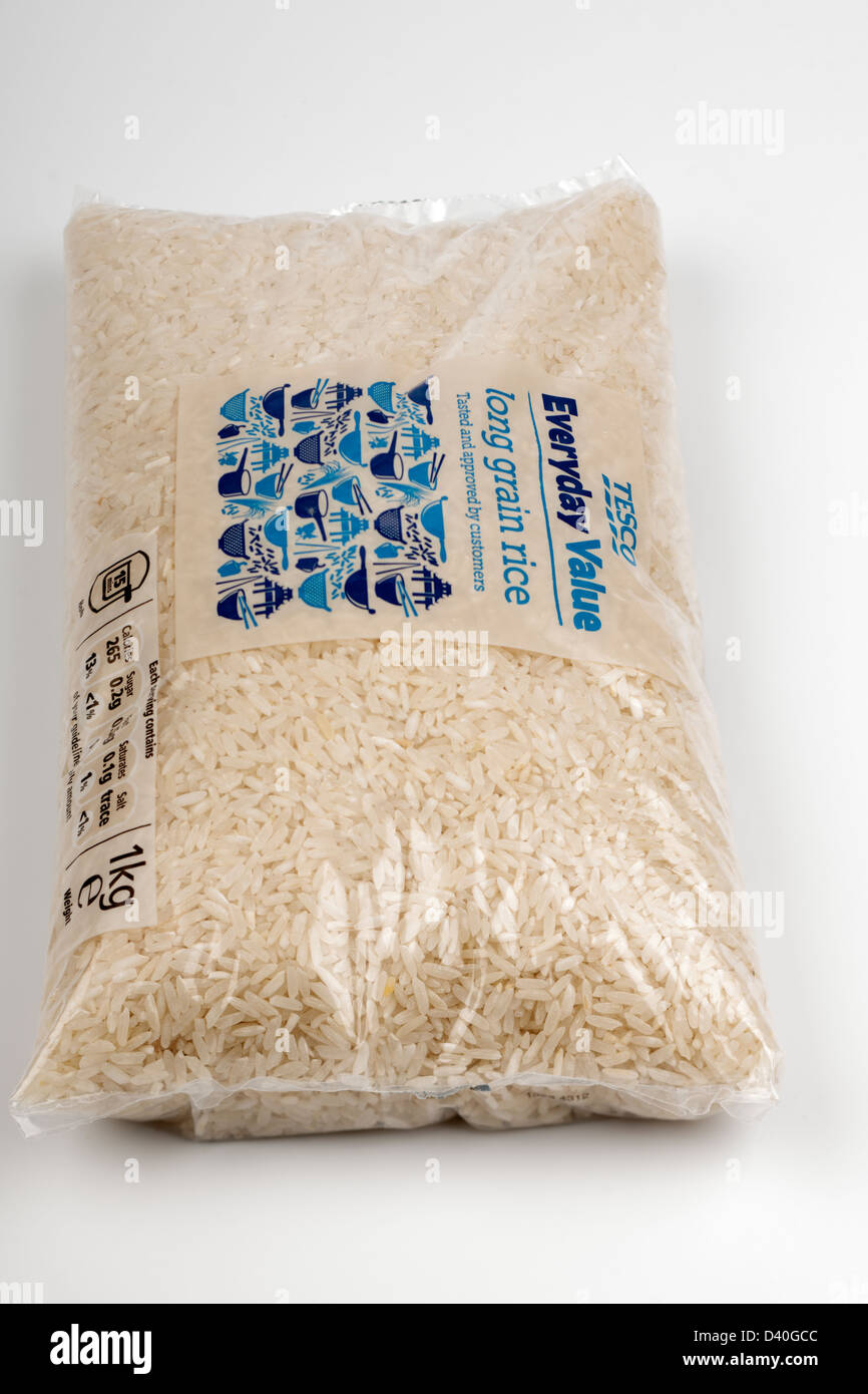 One kilogram packet of Tesco Everyday long grain rice Stock Photo