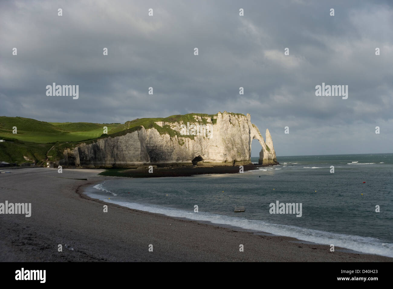 The beach and sea cliffs at Etretat in Normandy France Stock Photo - Alamy