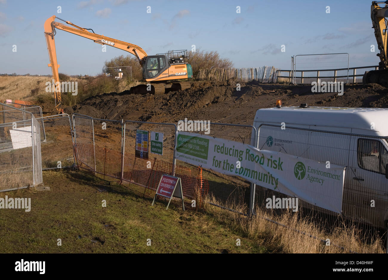 Environment Agency emergency work to repair storm damage at East Lane, Bawdsey, Suffolk, England Stock Photo