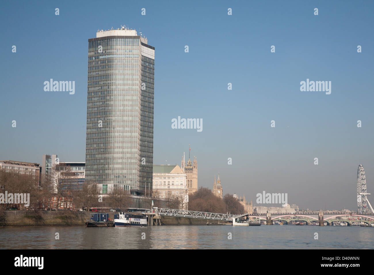 Royal visit to the bank of england hi-res stock photography and images ...