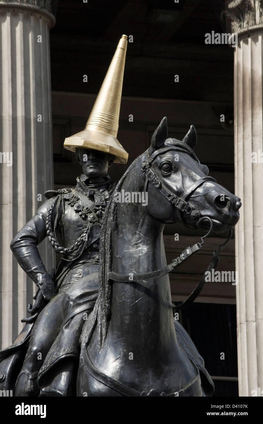 The Duke of Wellington statue in Glasgow sporting a gold cone to commemorate team GBs success in the Olympic games of 2012. Stock Photo