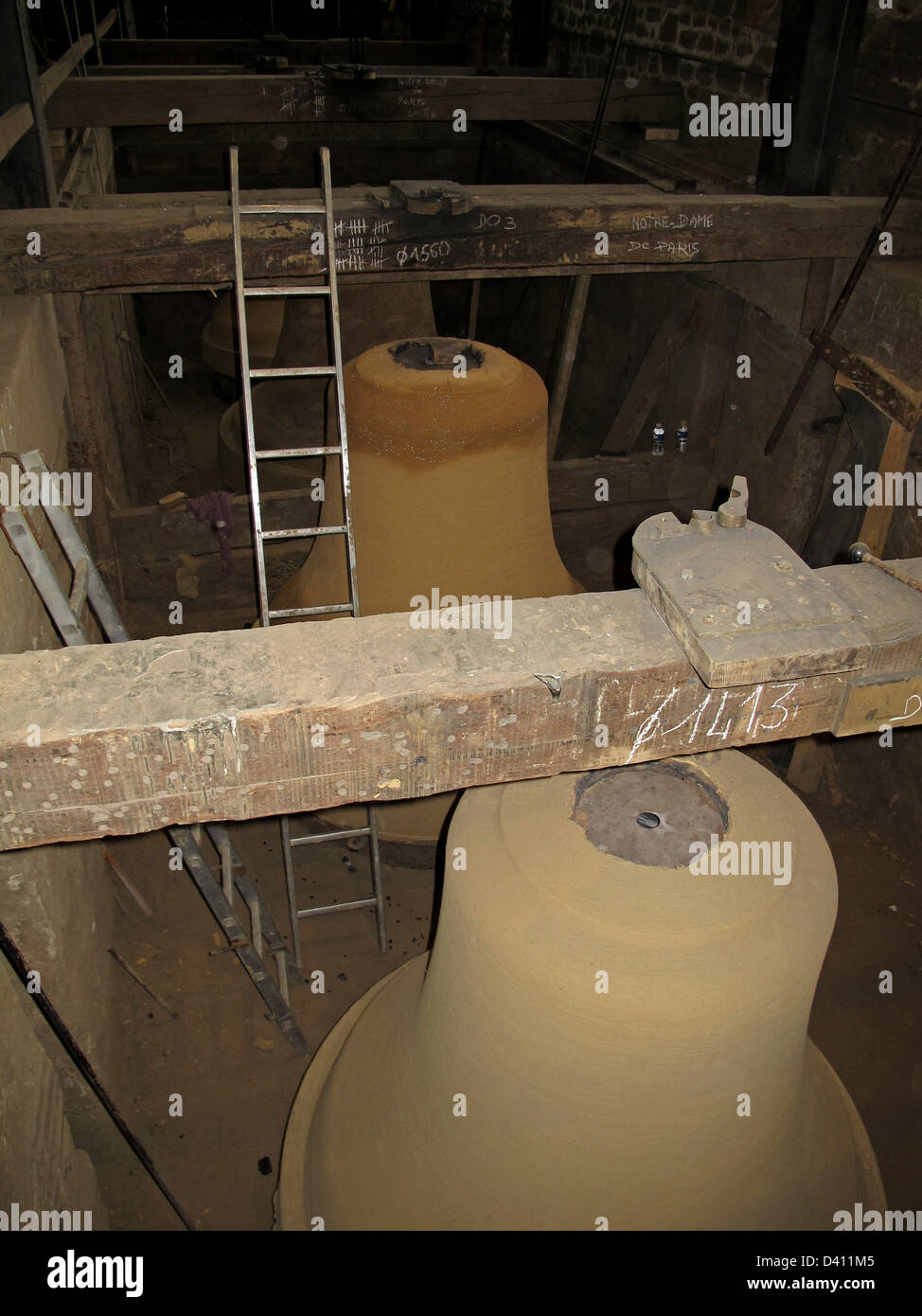 Manufacture of new bells for the 850 years of NotreDame de Paris,Bell