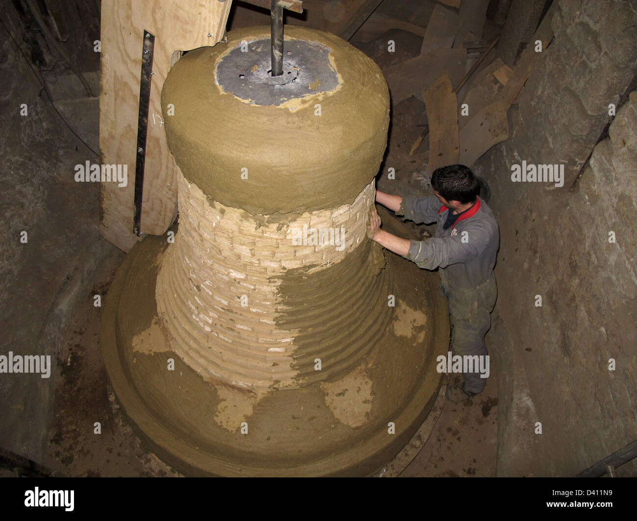 Manufacture of new bells for the 850 years of NotreDame de Paris,Bell