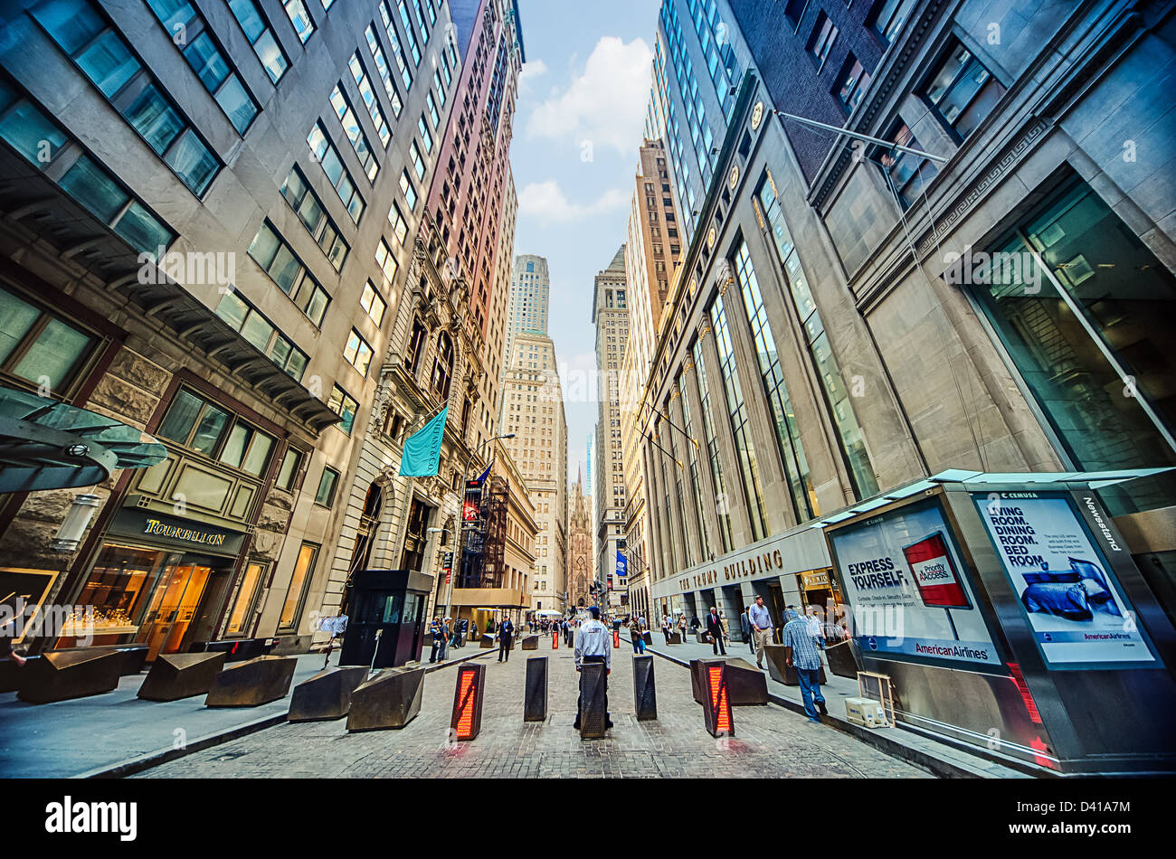 Security guards on Wall Street, Downtown Manhattan, New York City Stock Photo
