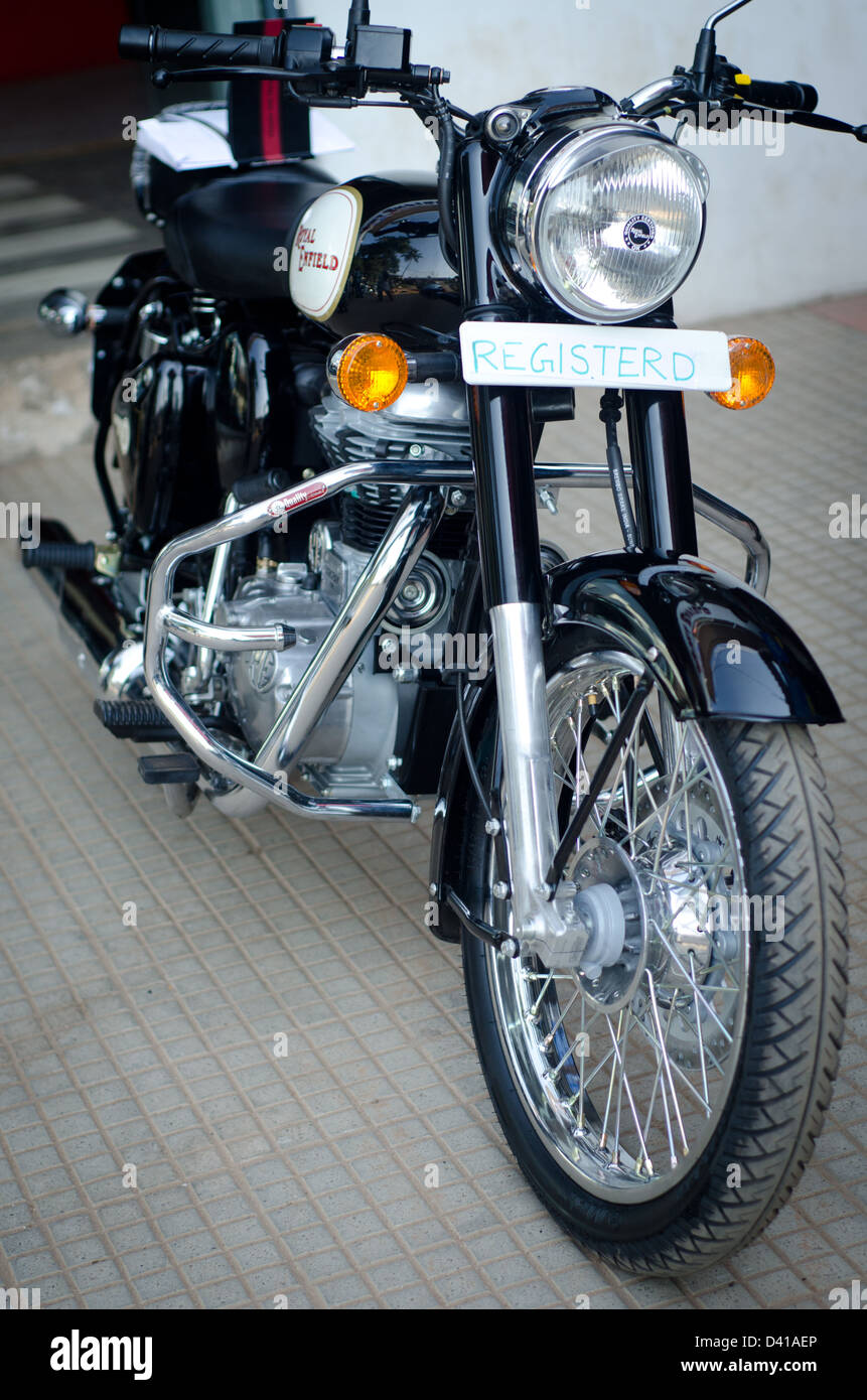 Royal enfield classic 350 photoshoot online