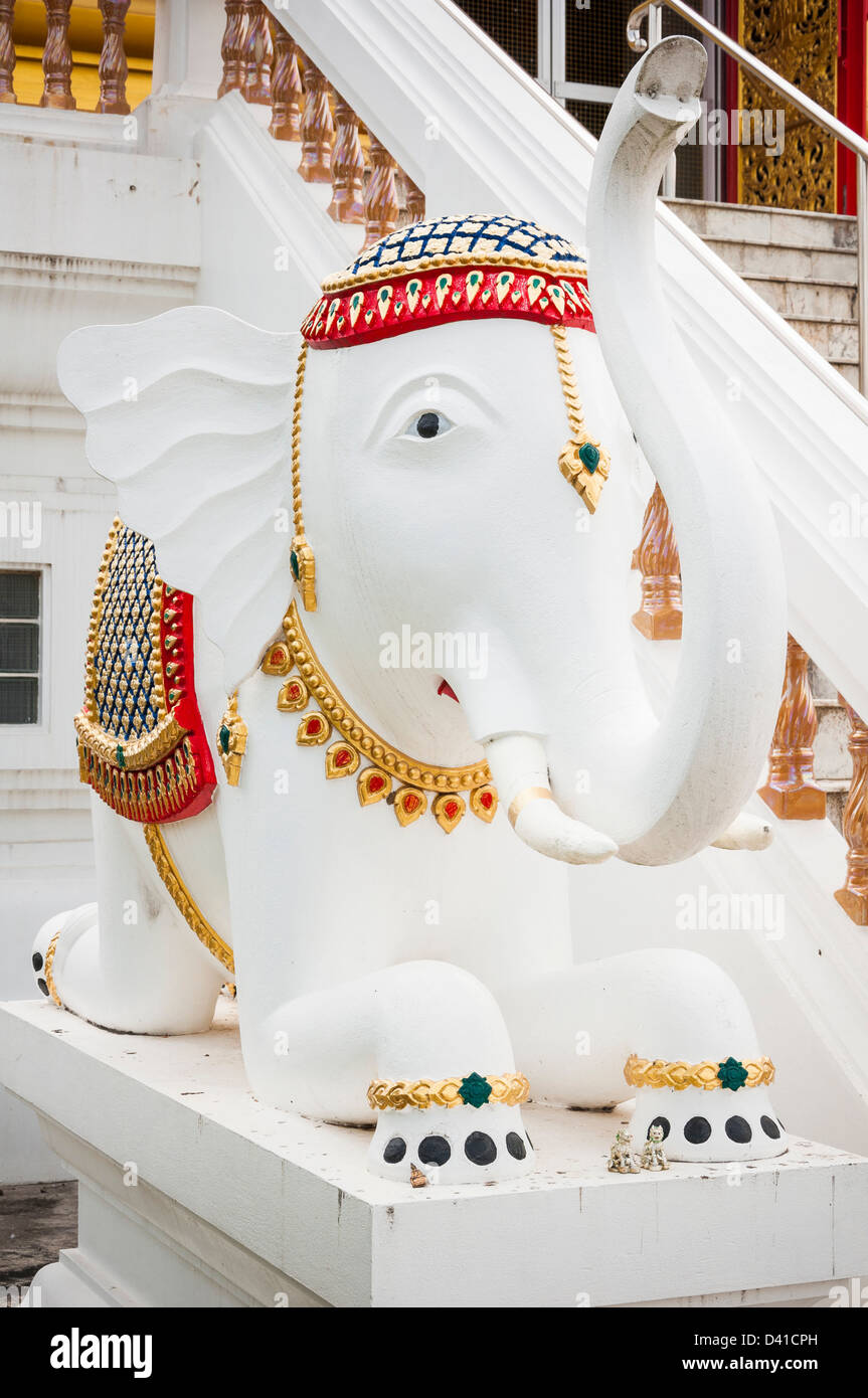 Three life-size white elephant statues in Royal Flora Expo in Chiang Mai  Thailand Stock Photo - Alamy