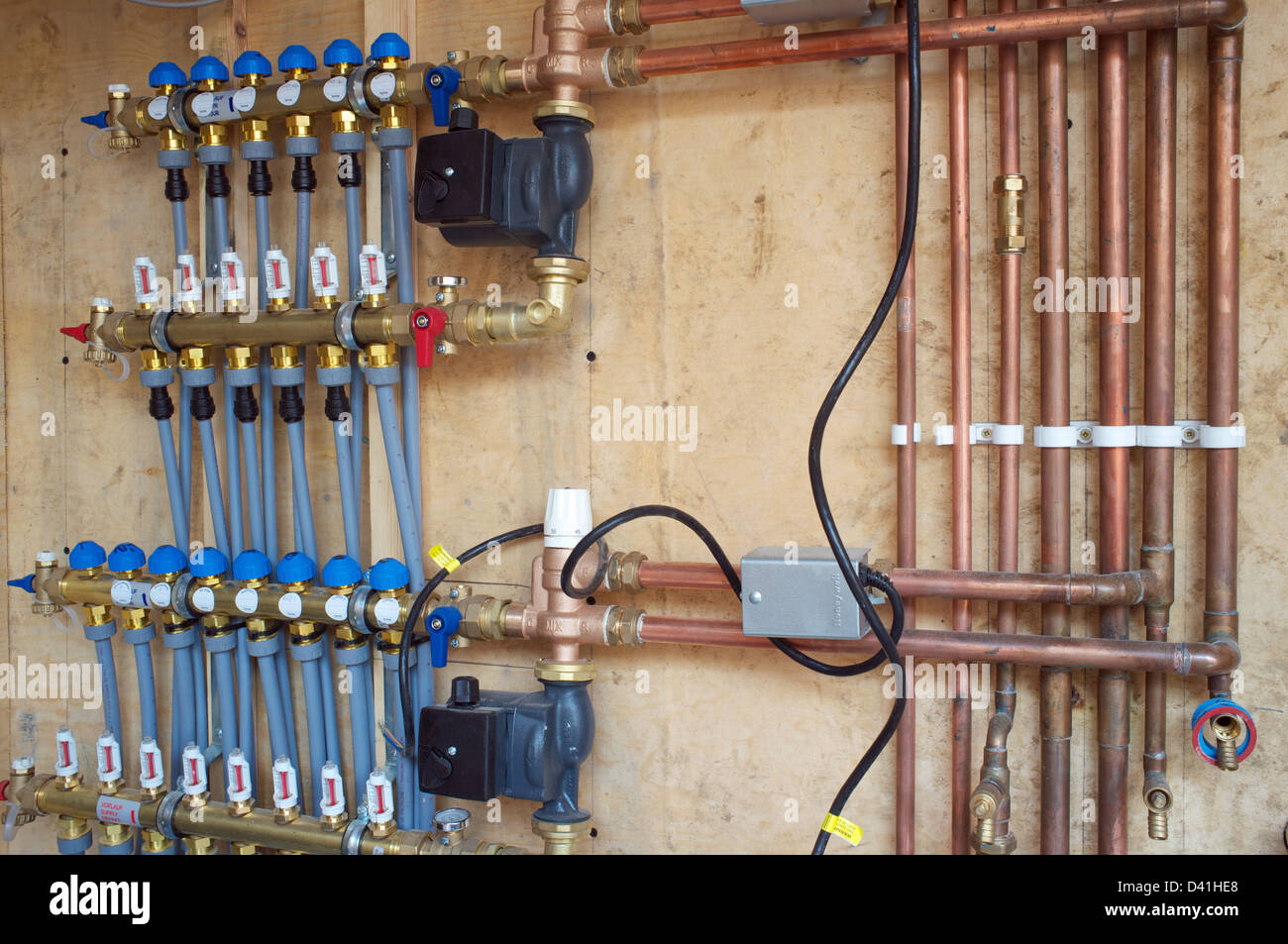 Underfloor heating pipes Stock Photo Alamy