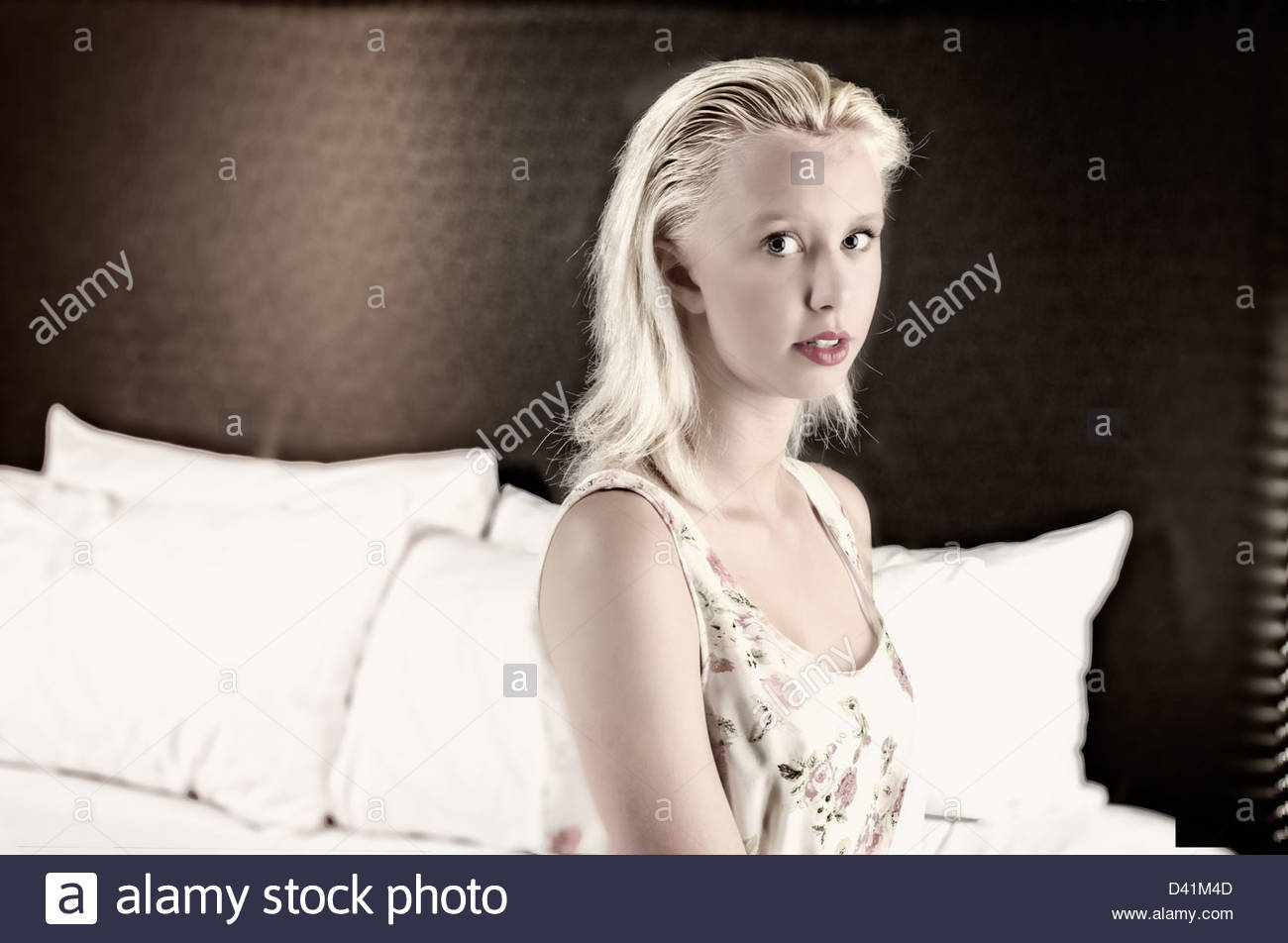 hotel room teen She sucke dmy cock