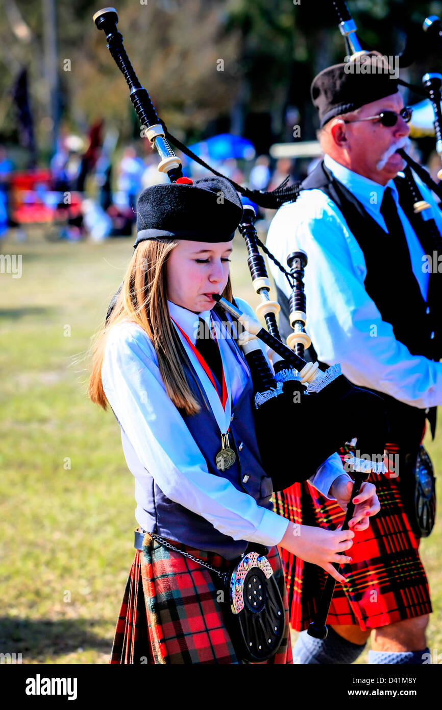Girl playing festival games hi-res stock photography and images - Alamy