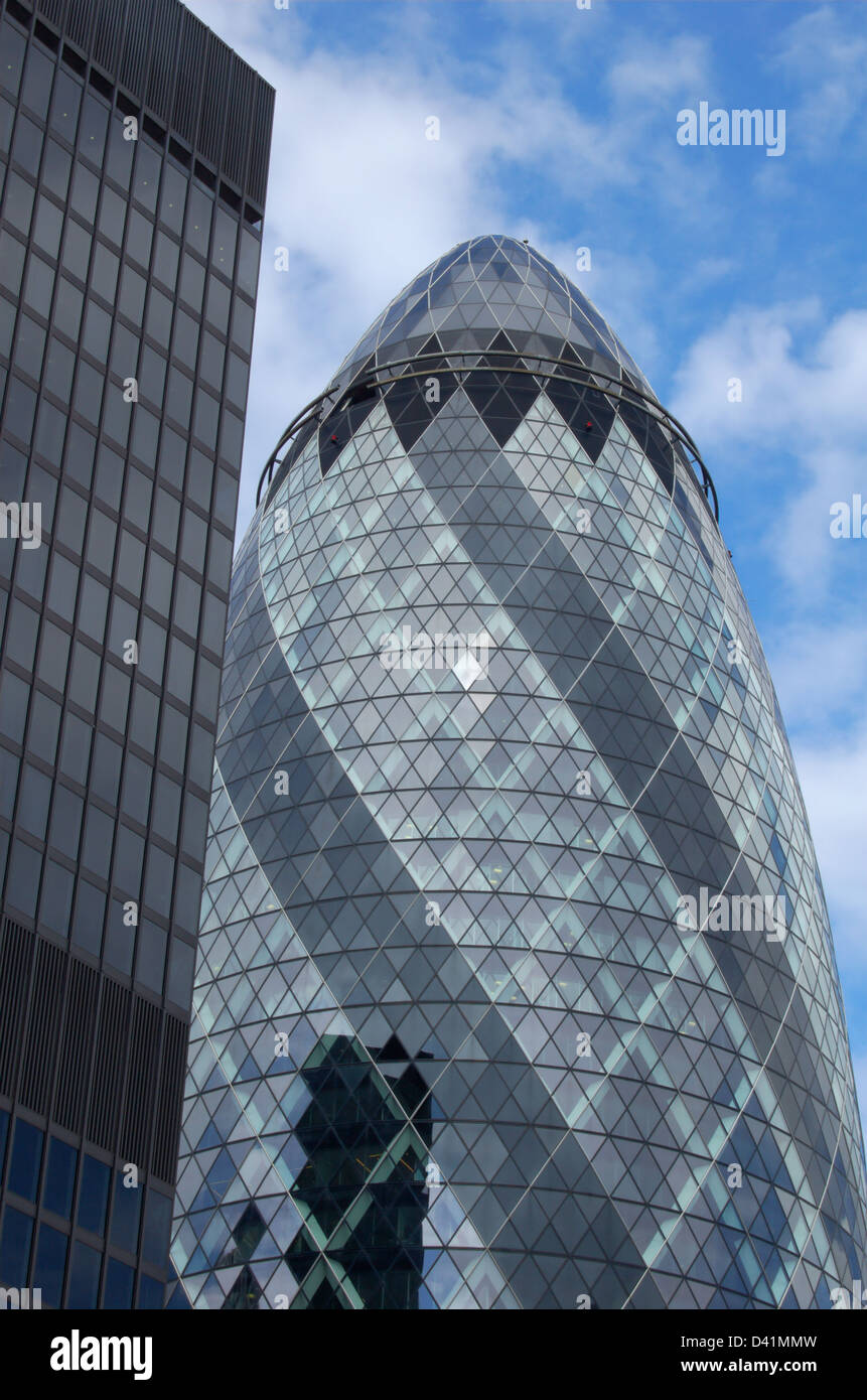 The Gherkin skyscraper in the City of London, England Stock Photo - Alamy